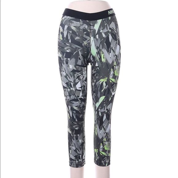 NIKE Pro Painted Palms Allover Print Capri Pant Leggings Gym Runing Compression - Picture 8 of 9